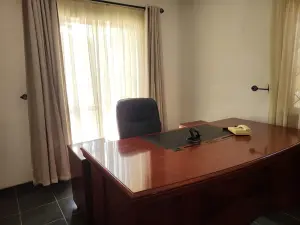 Flat/Apartment to Rent in Avenues