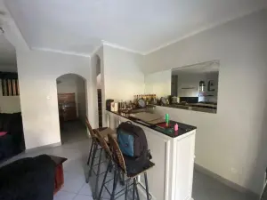 Townhouse/Cluster to Rent in Newlands
