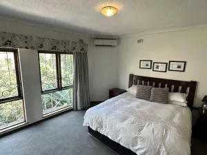 Townhouse/Cluster to Rent in Newlands