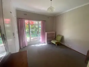 5 Bedroom House to Rent in Gunhill