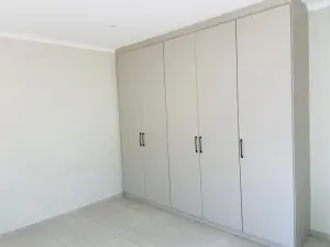 Townhouse/Complex/Cluster to Rent in Greendale