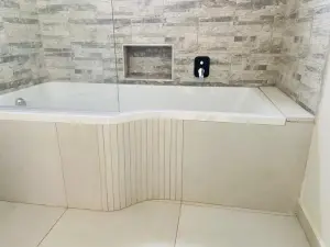Townhouse/Complex/Cluster to Rent in Greendale