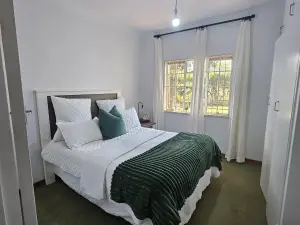 2 Bedroom Cottage/Garden Flat to Rent in Avondale West