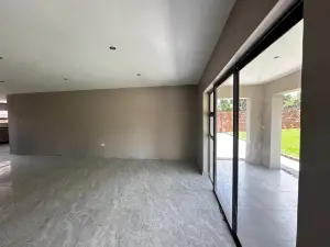 Townhouse/Complex/Cluster to Rent in The Grange