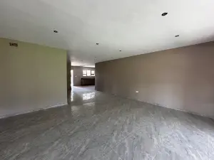 Townhouse/Complex/Cluster to Rent in The Grange