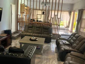 4 Bedroom House to Rent in Arlington