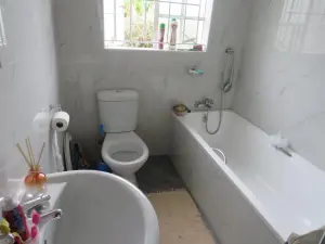 3 Bedroom Cottage/Garden Flat to Rent in Mandara