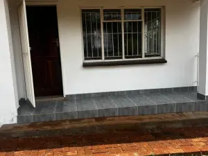 3 Bedroom Cottage/Garden Flat to Rent in Mandara