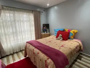 4 Bedroom House to Rent in Marimba Park