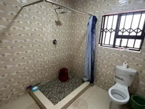 4 Bedroom House to Rent in Marimba Park