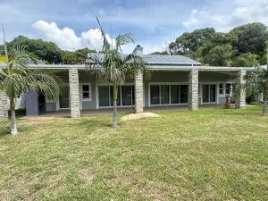 House to Rent in Arlington