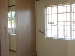 Townhouse/Cluster to Rent in Newlands