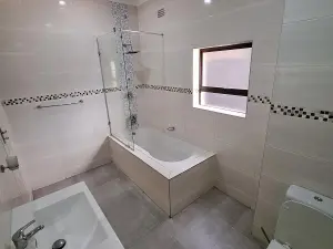 Townhouse/Complex/Cluster to Rent in Greencroft