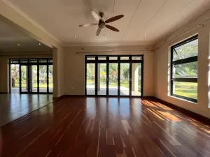 3 Bedroom House to Rent in Greendale North