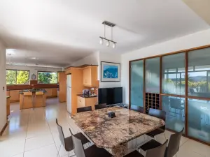 7 Bedroom House to Rent in Borrowdale Brooke