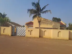 4 Bedroom House to Rent in Marlborough