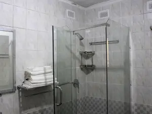 2 Bedroom Cottage/Garden Flat to Rent in Helensvale