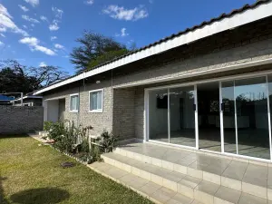Townhouse/Complex/Cluster to Rent in Newlands