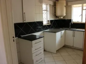 Flat/Apartment to Rent in Avenues