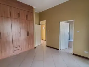 Flat/Apartment to Rent in Mount Pleasant