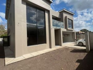 Townhouse/Cluster for Sale