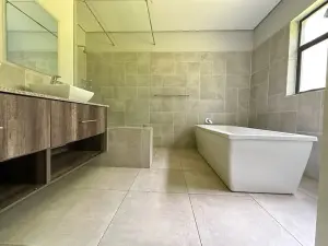 4 Bedroom House to Rent in Borrowdale