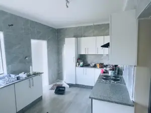 Townhouse/Complex/Cluster to Rent in Greendale