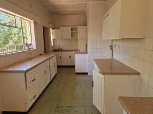 4 Bedroom House to Rent in Borrowdale