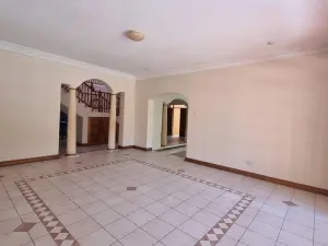 5 Bedroom House to Rent in Glen Lorne