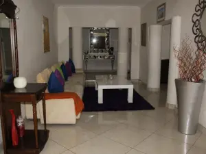 4 Bedroom House to Rent in Helensvale