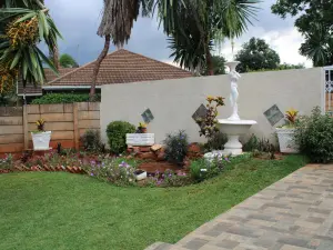 4 Bedroom House to Rent in Upper Hillside