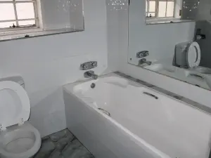 2 Bedroom Cottage/Garden Flat to Rent in Harare City Centre