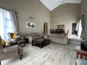 Townhouse/Complex/Cluster to Rent in Quinnington