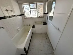 Commercial Property to Rent in Avondale