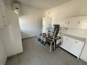 Commercial Property to Rent in Avondale
