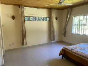 4 Bedroom House to Rent in Mount Pleasant