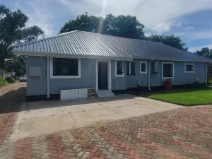 Commercial Property to Rent in Eastlea
