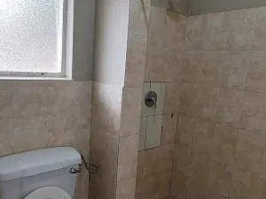 3 Bedroom House to Rent in Greystone Park