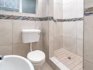 3 Bedroom House to Rent in Greystone Park