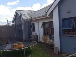 Townhouse/Complex/Cluster to Rent in Marlborough
