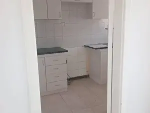 Flat/Apartment to Rent in Avondale