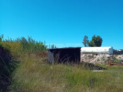 Commercial Stand for Sale in Greendale