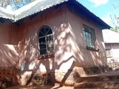 Farm for Sale in Glen Forest