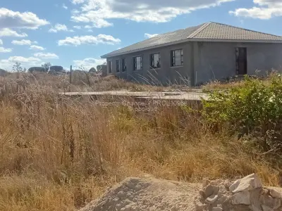 Stand for Sale in Mabvuku