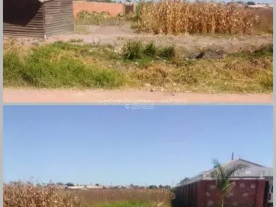 Stand for Sale in Epworth