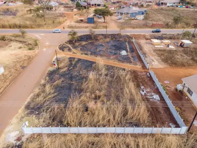 Stand for Sale in Mazowe