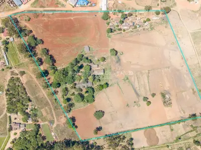 Commercial Stand for Sale in Ruwa