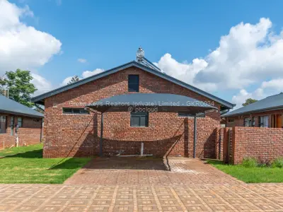 Townhouse/Complex/Cluster for Sale