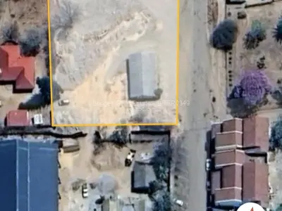 Stand for Sale in Plumtree