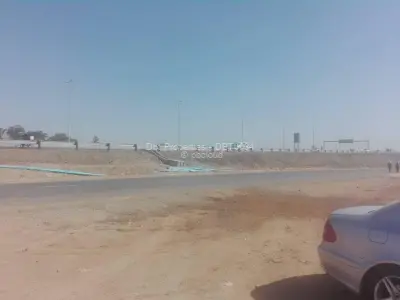 Commercial Stand for Sale in Waterfalls